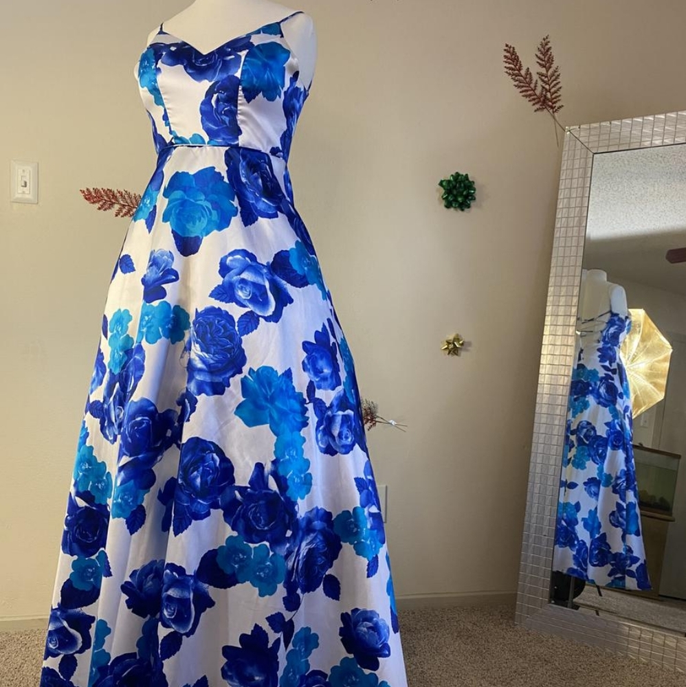 CITY STUDIO Womens Blue Satin Lace Up At Back Floral Spaghetti Strap Full-Length